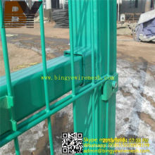 PVC Coated Hot-Dipped Galvanized Double Loop Wire Mesh Fence